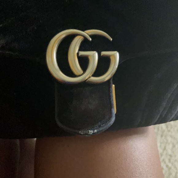 GUCCI
Velvet Matelasse Mini GG Marmont - Picture 7 of 7